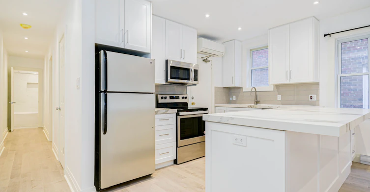 B-27 Preston Place, Toronto, ON, M4N 2T1 - 12