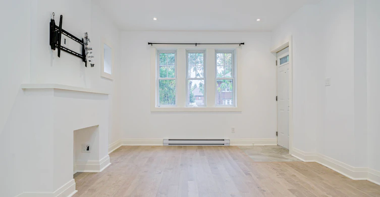 B-27 Preston Place, Toronto, ON, M4N 2T1 - 3