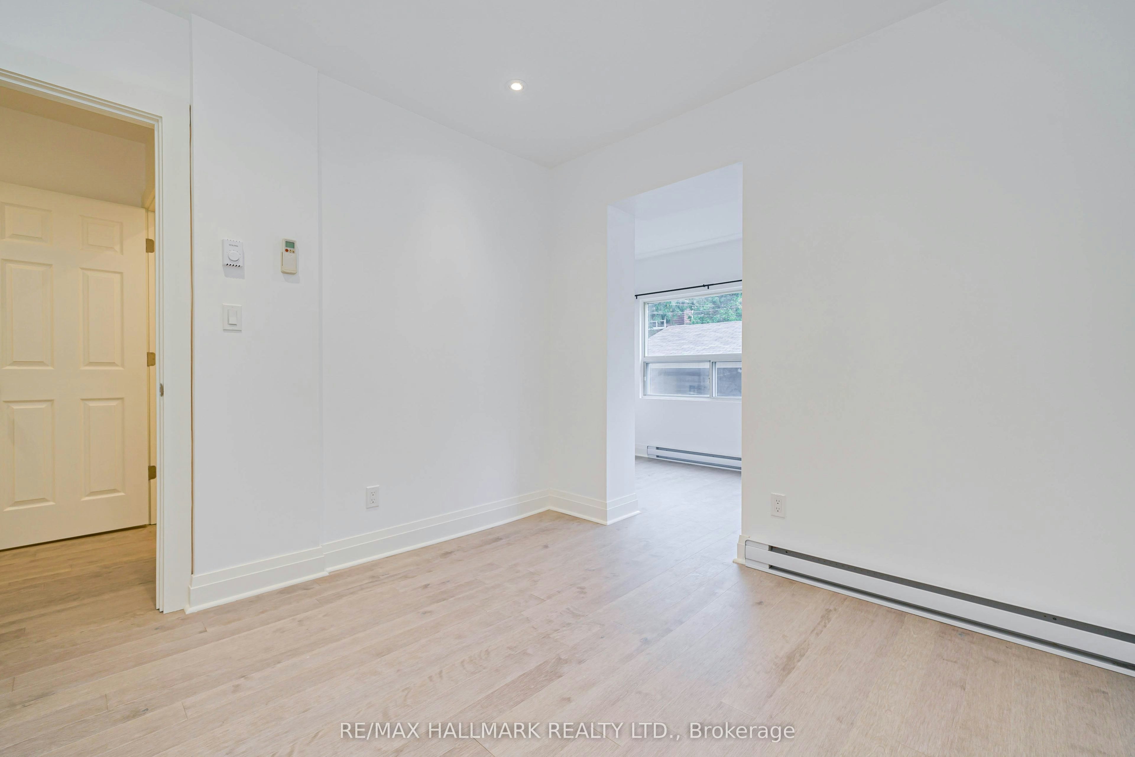 B-27 Preston Place, Toronto, ON, M4N 2T1 - 23