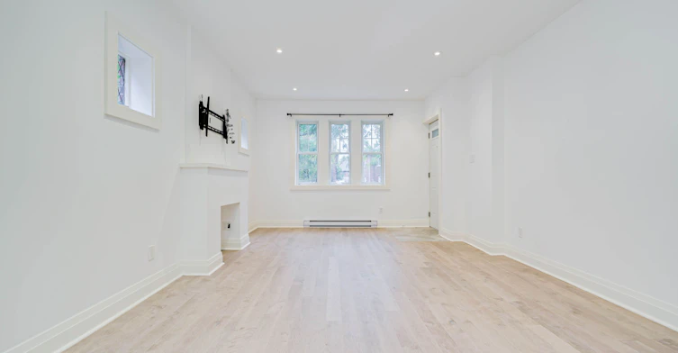B-27 Preston Place, Toronto, ON, M4N 2T1 - 7