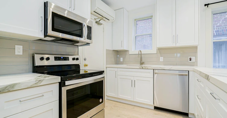 B-27 Preston Place, Toronto, ON, M4N 2T1 - 14