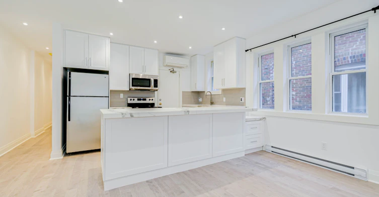 B-27 Preston Place, Toronto, ON, M4N 2T1 - 11