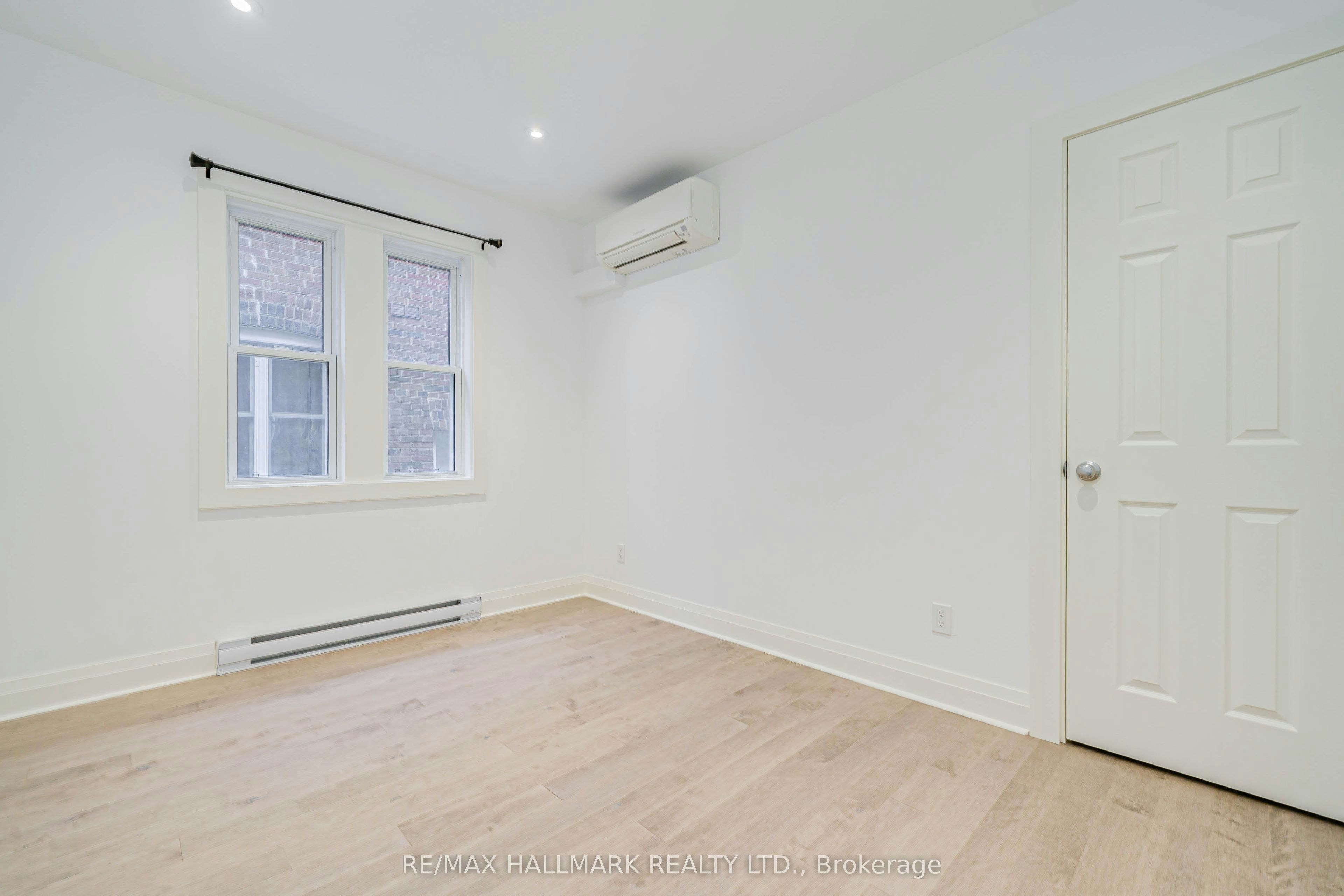 B-27 Preston Place, Toronto, ON, M4N 2T1 - 19