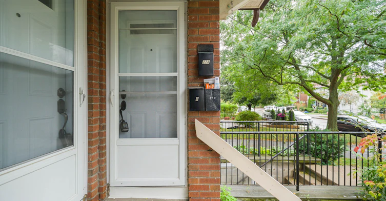 B-27 Preston Place, Toronto, ON, M4N 2T1 - 32