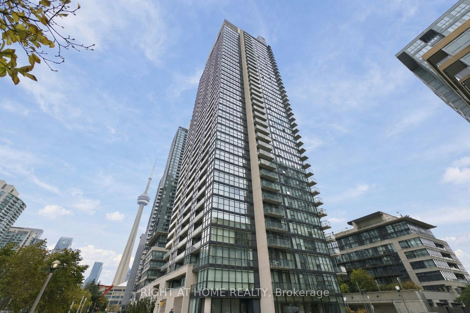 2806-25 Capreol Court, Toronto, ON, M5V 3Z7 - 2