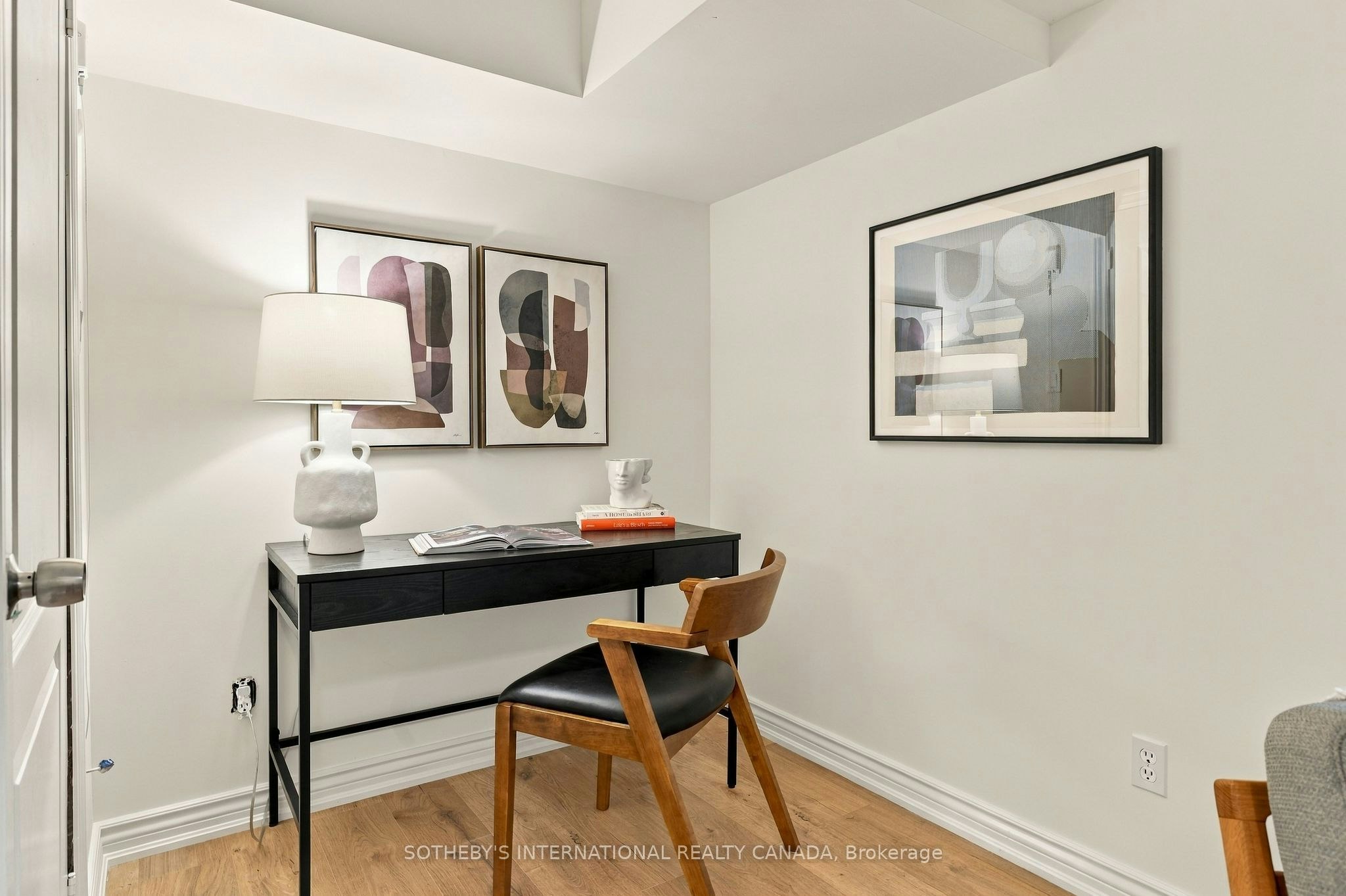 60 Poulett Street, Toronto, ON, M5A 1Z5 - 26