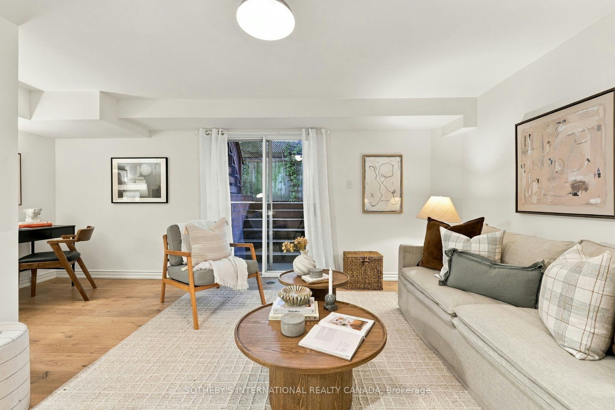 60 Poulett Street, Toronto, ON, M5A 1Z5 - 24
