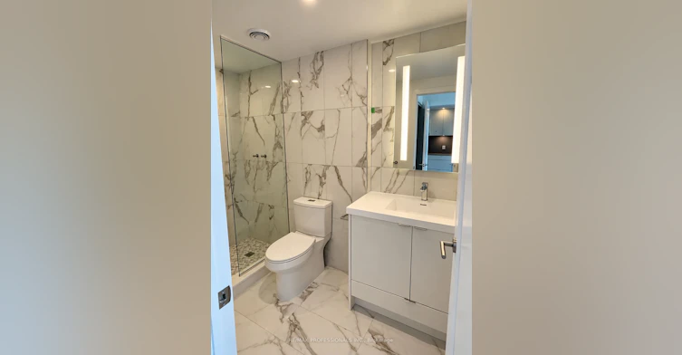 1430-20 Inn ON The Park Drive, Toronto, ON, M3C 0P8 - 13