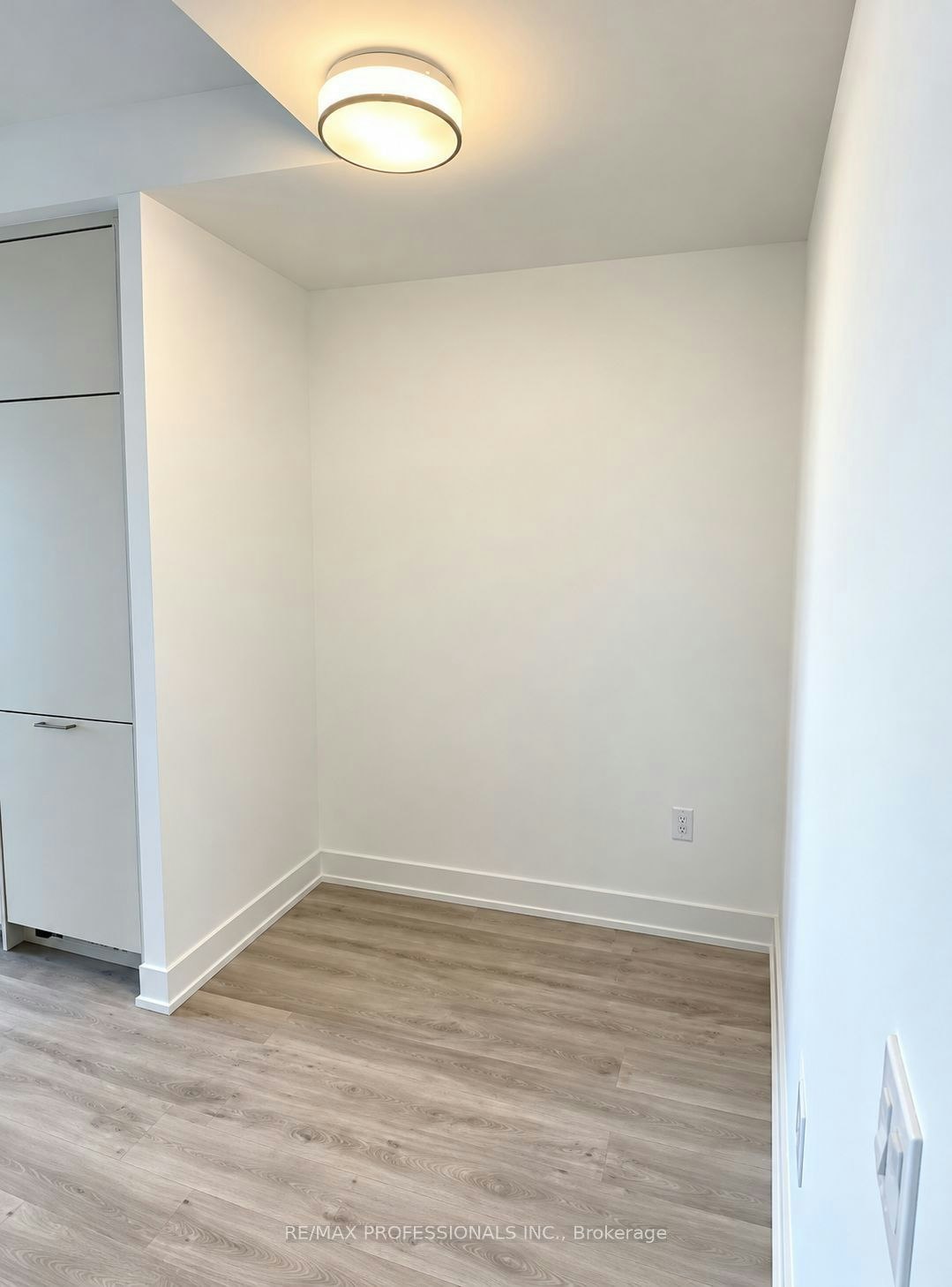 1430-20 Inn ON The Park Drive, Toronto, ON, M3C 0P8 - 4