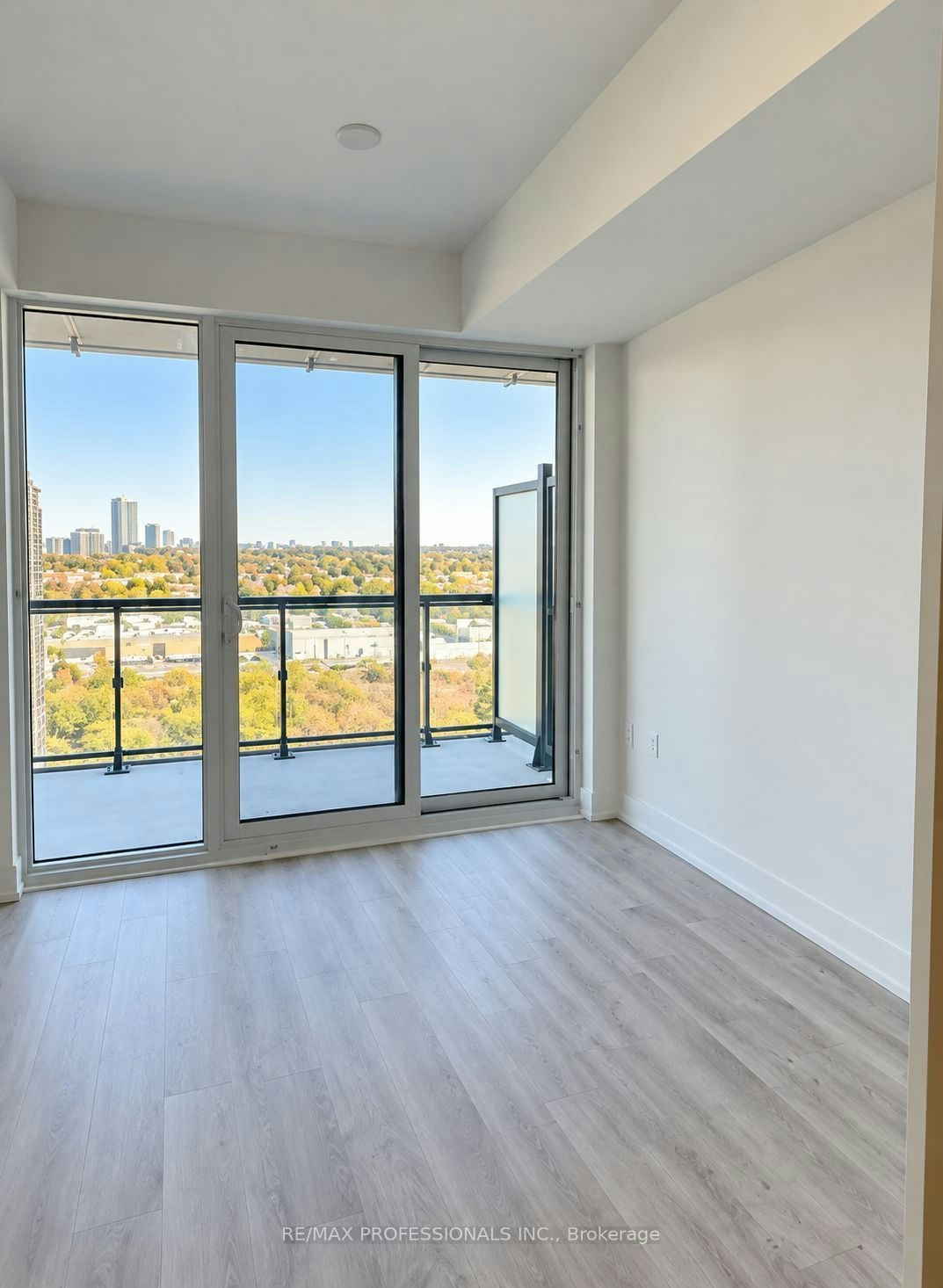 1430-20 Inn ON The Park Drive, Toronto, ON, M3C 0P8 - 8