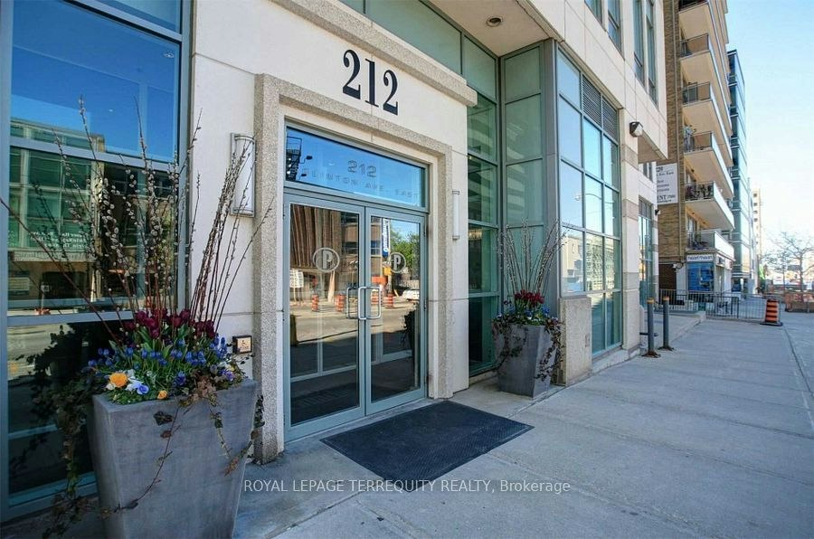 404-212 Eglinton Avenue E, Toronto, ON, M4P 0A3 - 3