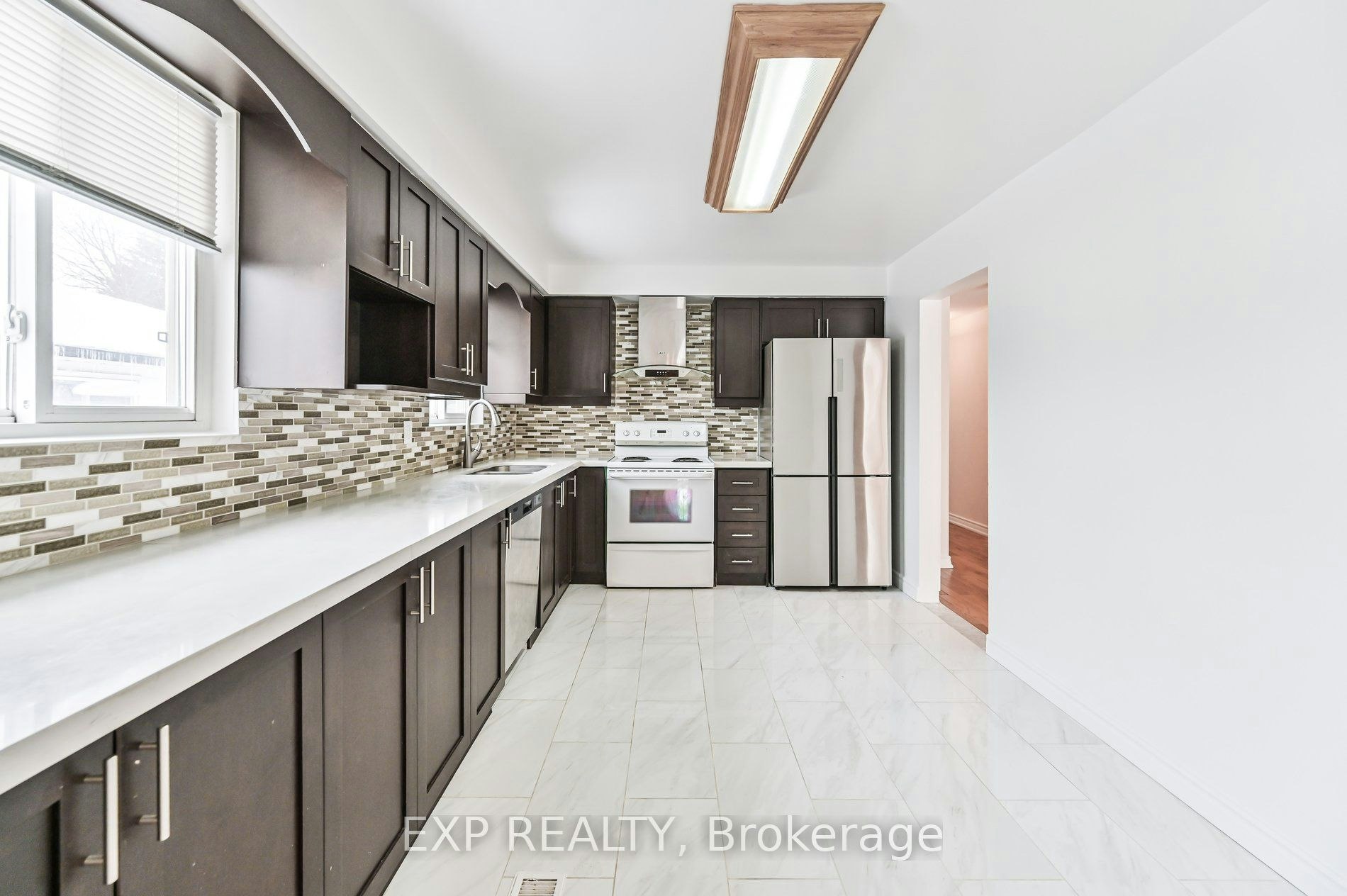Upper-14 Tuscarora Drive, Toronto, ON, M2H 2K3 - 6