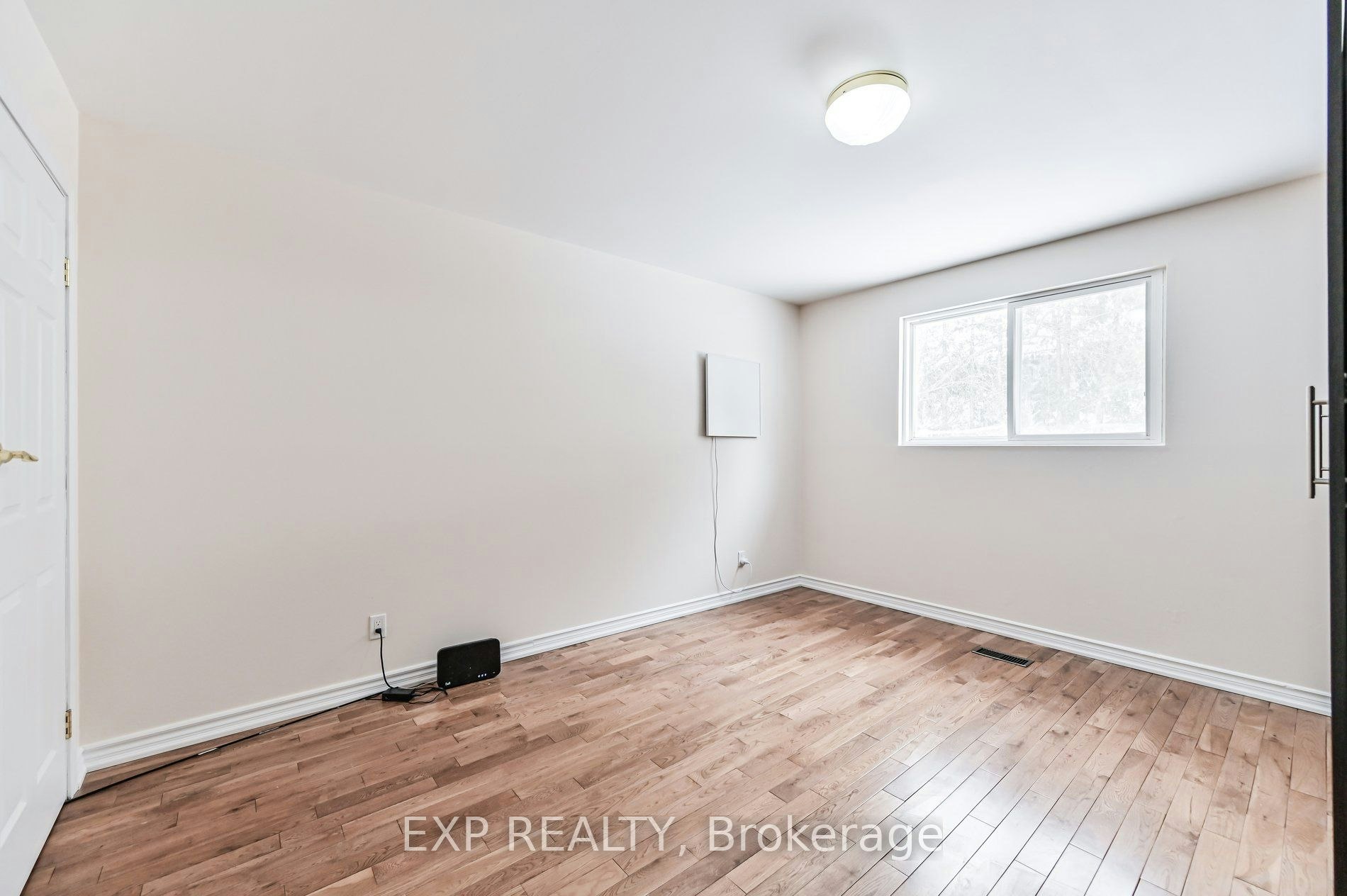 Upper-14 Tuscarora Drive, Toronto, ON, M2H 2K3 - 10