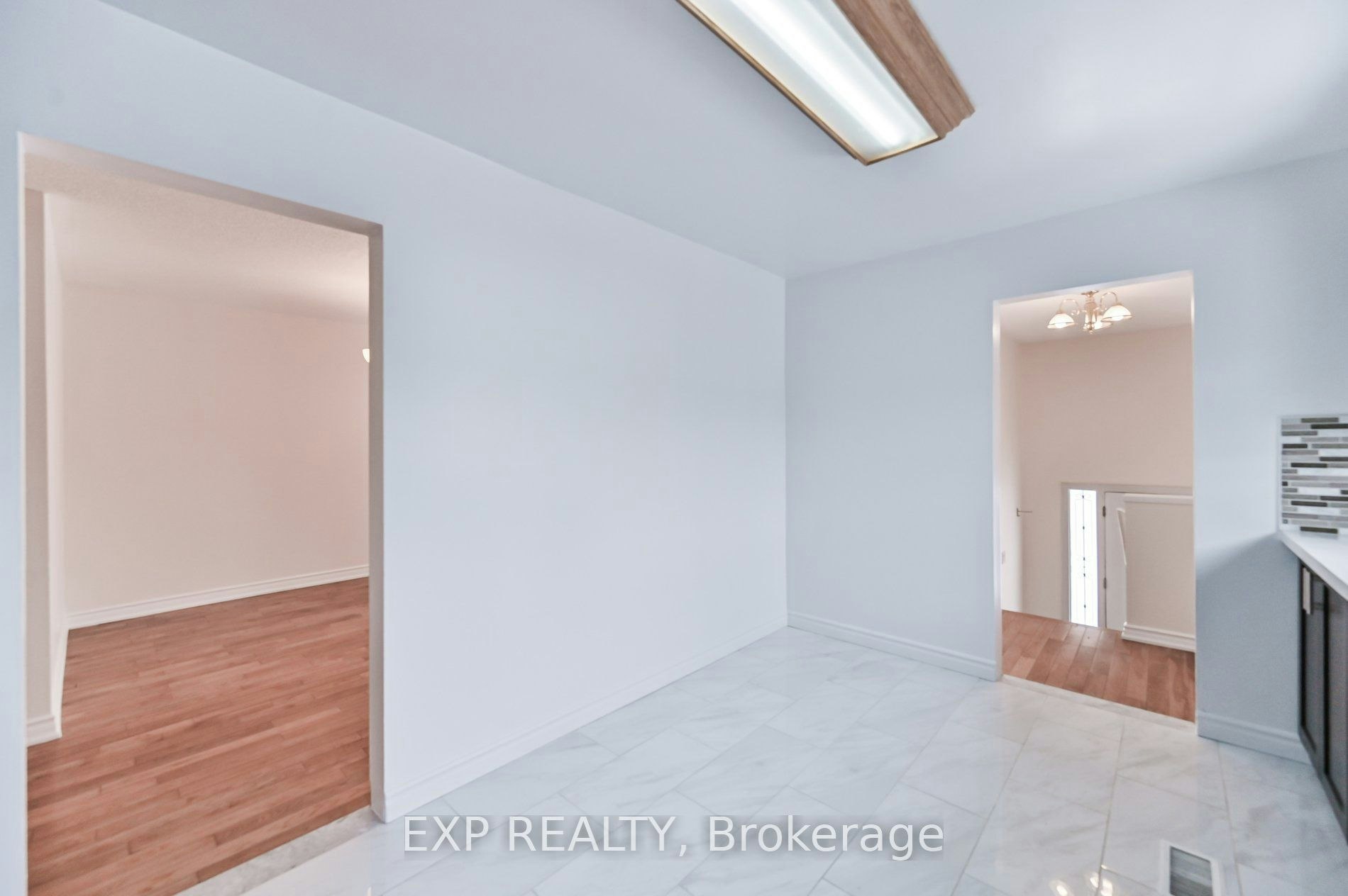 Upper-14 Tuscarora Drive, Toronto, ON, M2H 2K3 - 8