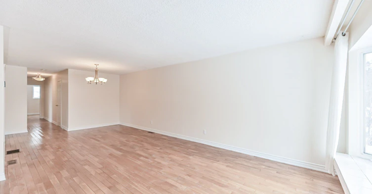 Upper-14 Tuscarora Drive, Toronto, ON, M2H 2K3 - 3