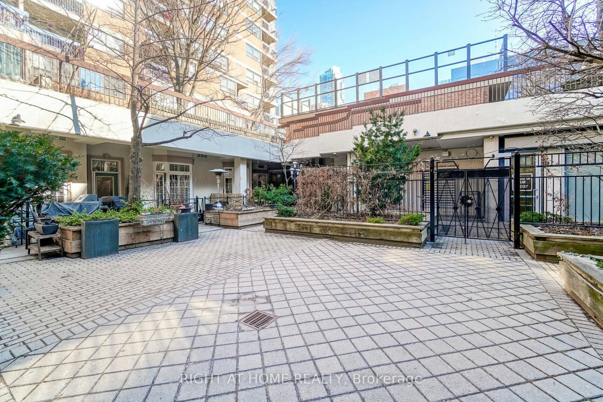 104-78 St Patrick Street, Toronto, ON, M5T 1V1 - 28