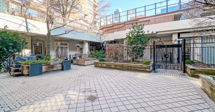 104-78 St Patrick Street, Toronto, ON, M5T 1V1 - 28