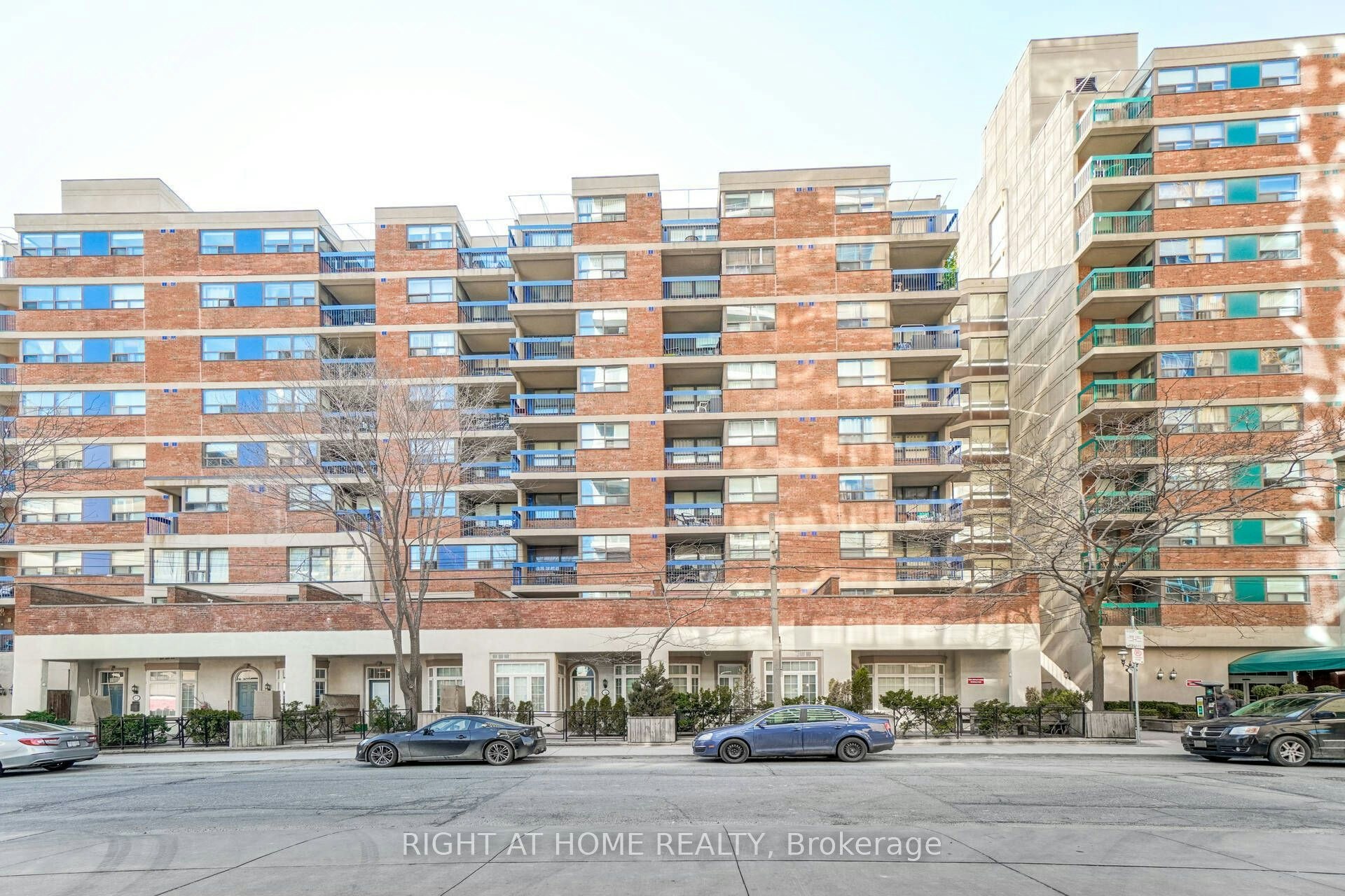 104-78 St Patrick Street, Toronto, ON, M5T 1V1 - 2
