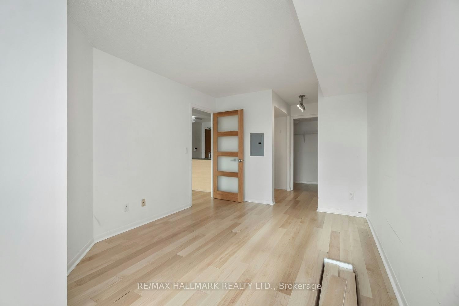 410-219 Fort York Boulevard, Toronto, ON, M6H 1A5 - 5