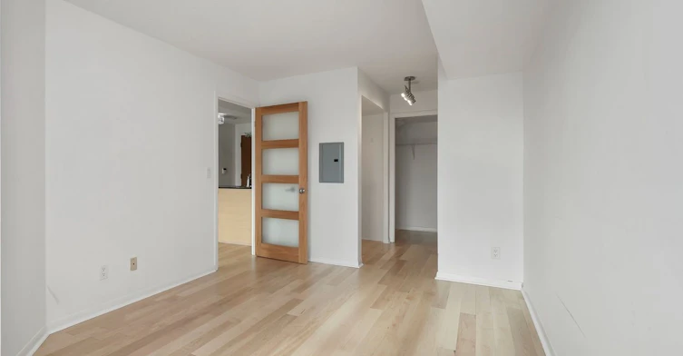 410-219 Fort York Boulevard, Toronto, ON, M6H 1A5 - 5
