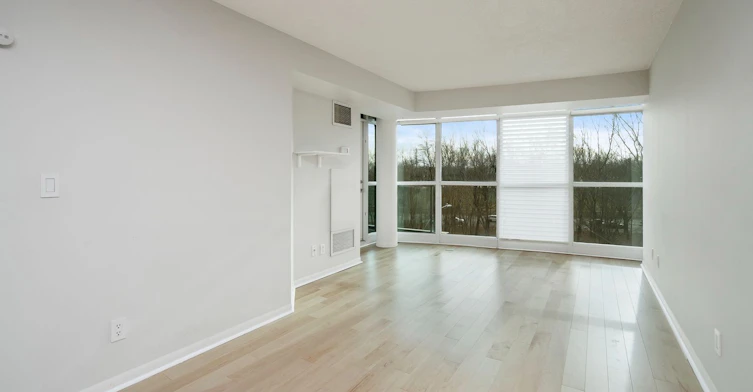 410-219 Fort York Boulevard, Toronto, ON, M6H 1A5 - 3