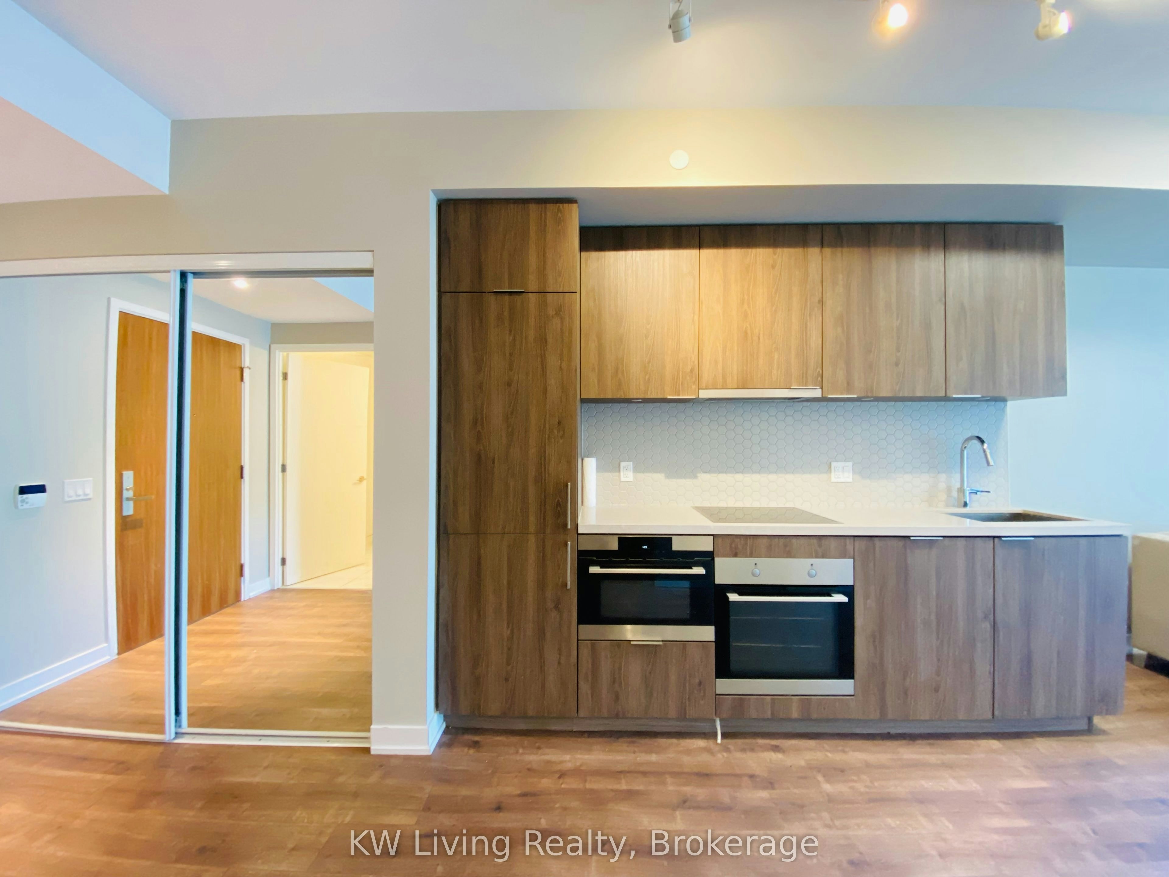 304-15 Queens Quay E, Toronto, ON, M5E 0C5 - 9
