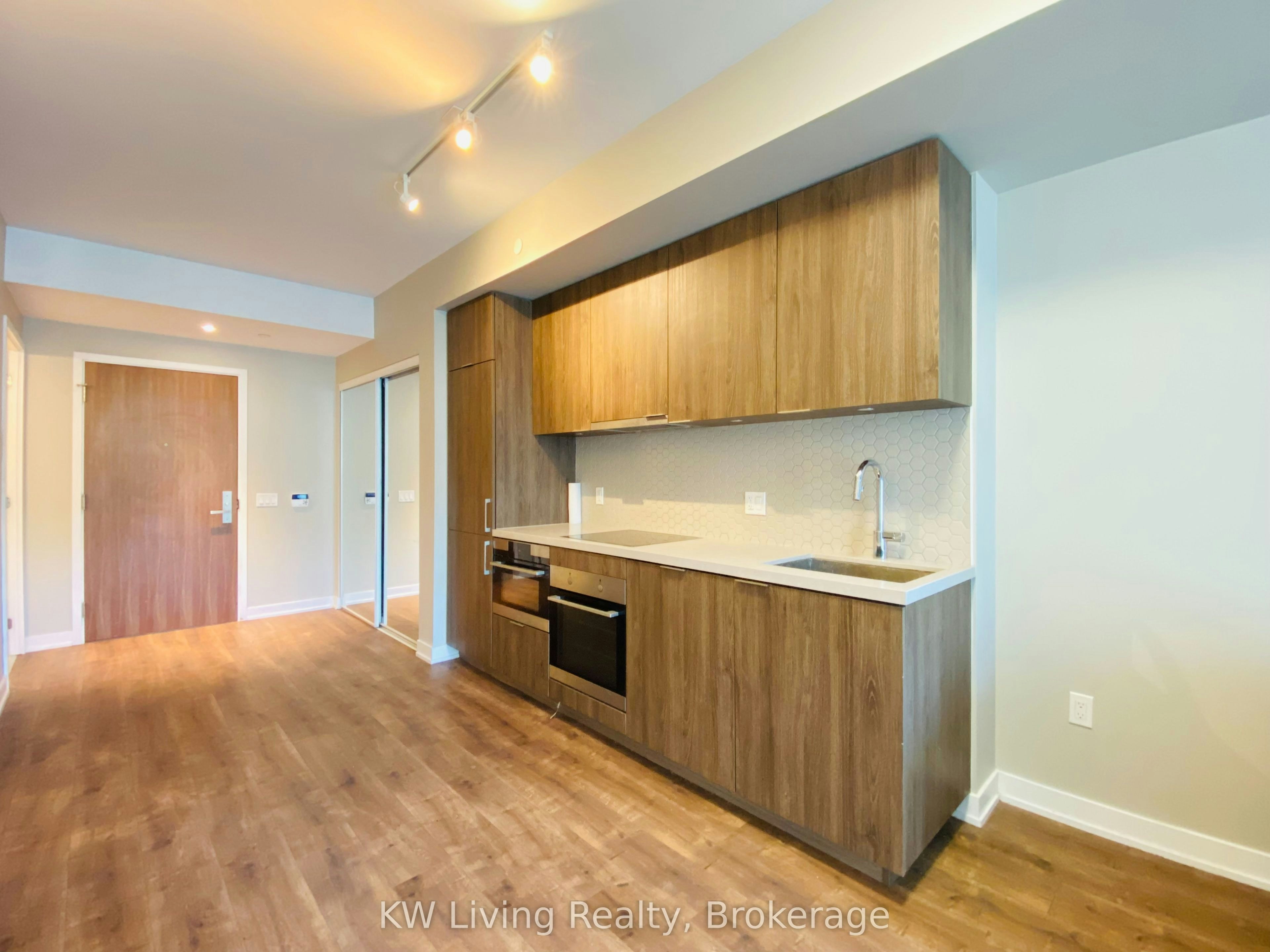304-15 Queens Quay E, Toronto, ON, M5E 0C5 - 10