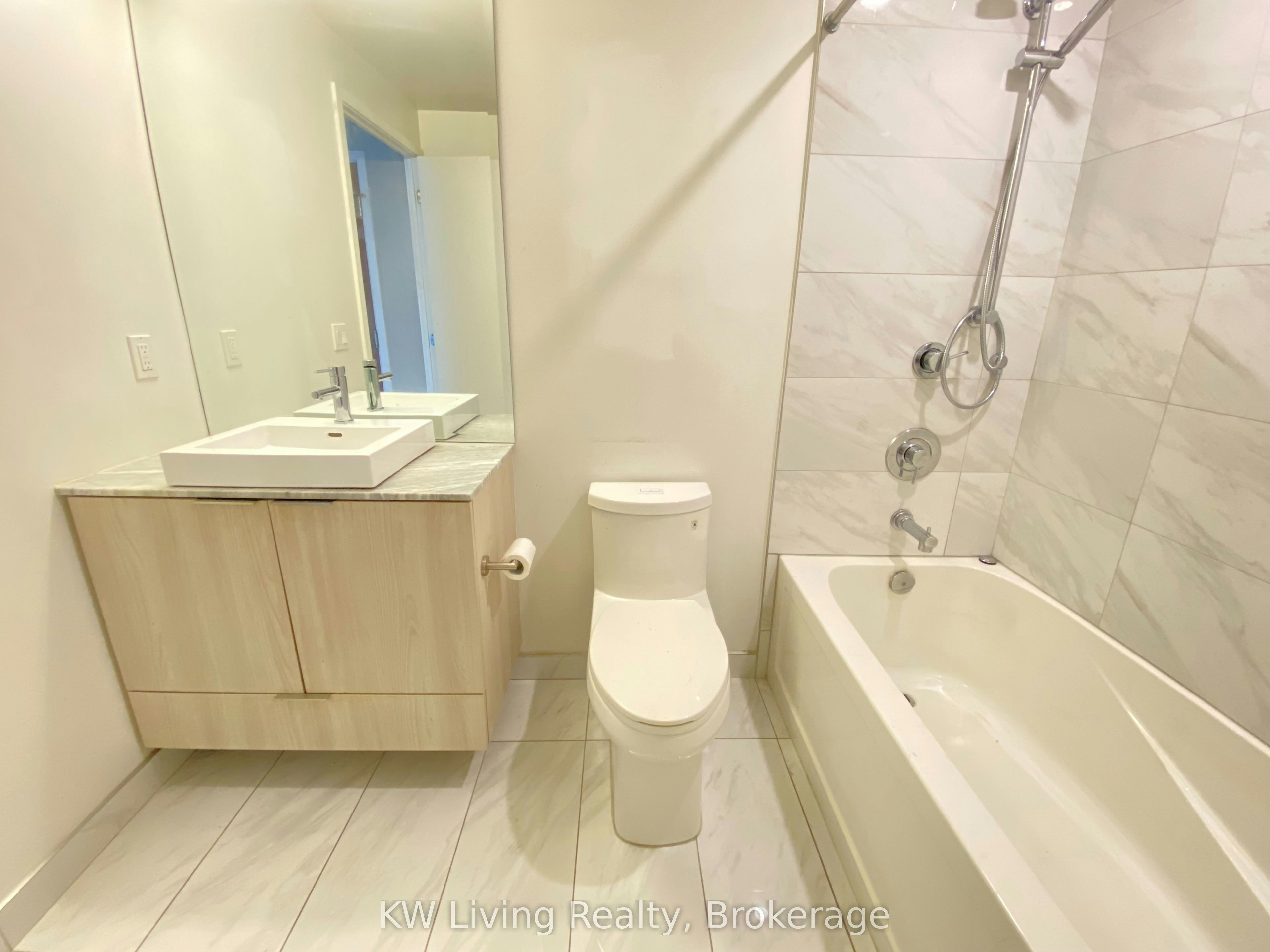 304-15 Queens Quay E, Toronto, ON, M5E 0C5 - 23