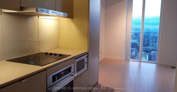 3810-101 Peter Street, Toronto, ON, M5V 0G6 - 4