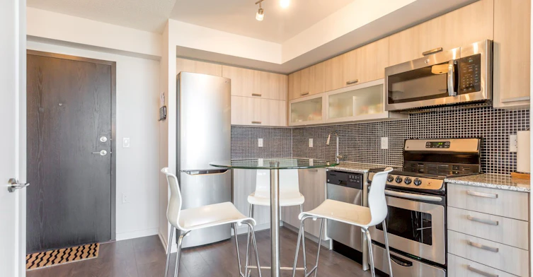1716E-36 Lisgar Street, Toronto, ON, M6J 0C7 - 7