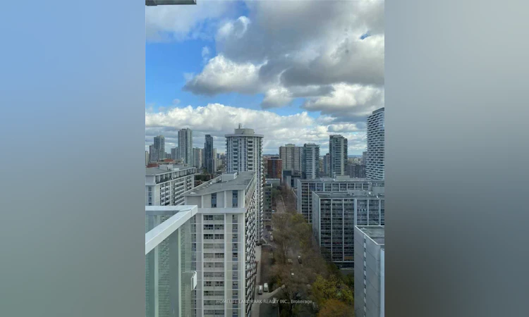 1909-501 Yonge Street