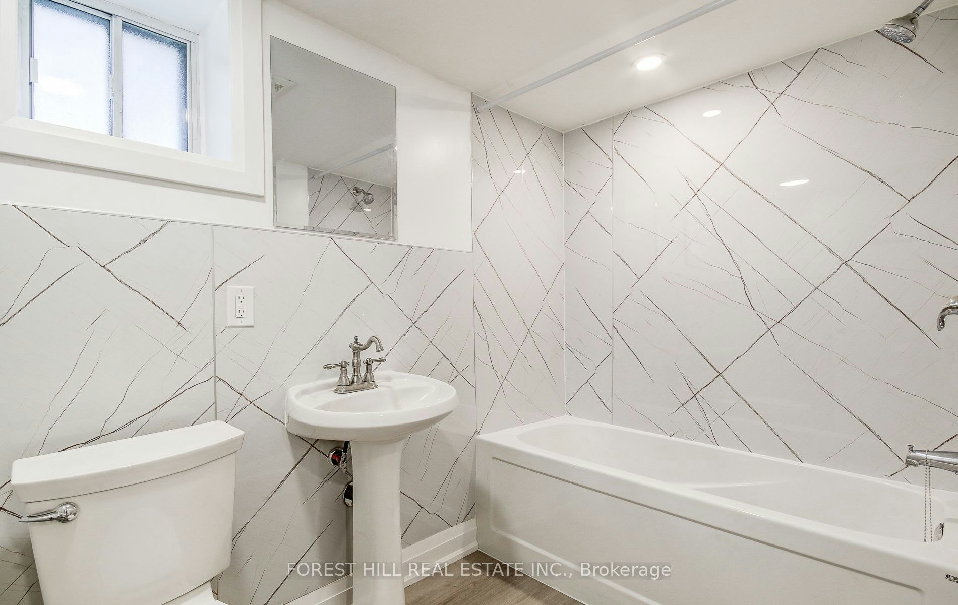 Lower-32 Laurelcrest Avenue, Toronto, ON, M3H 2A4 - 13