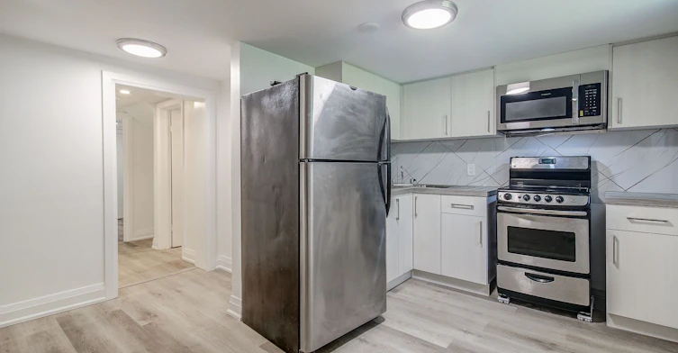 Lower-32 Laurelcrest Avenue, Toronto, ON, M3H 2A4 - 19