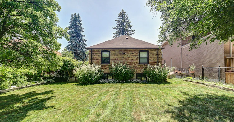 Lower-32 Laurelcrest Avenue, Toronto, ON, M3H 2A4 - 23