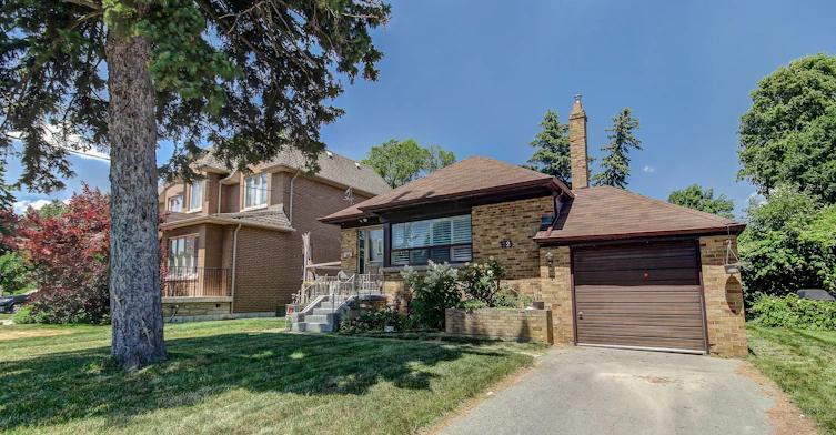 Lower-32 Laurelcrest Avenue, Toronto, ON, M3H 2A4