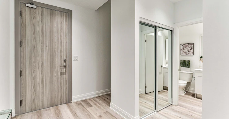 TH105-75 Canterbury Place, Toronto, ON, M2N 0L2 - 4