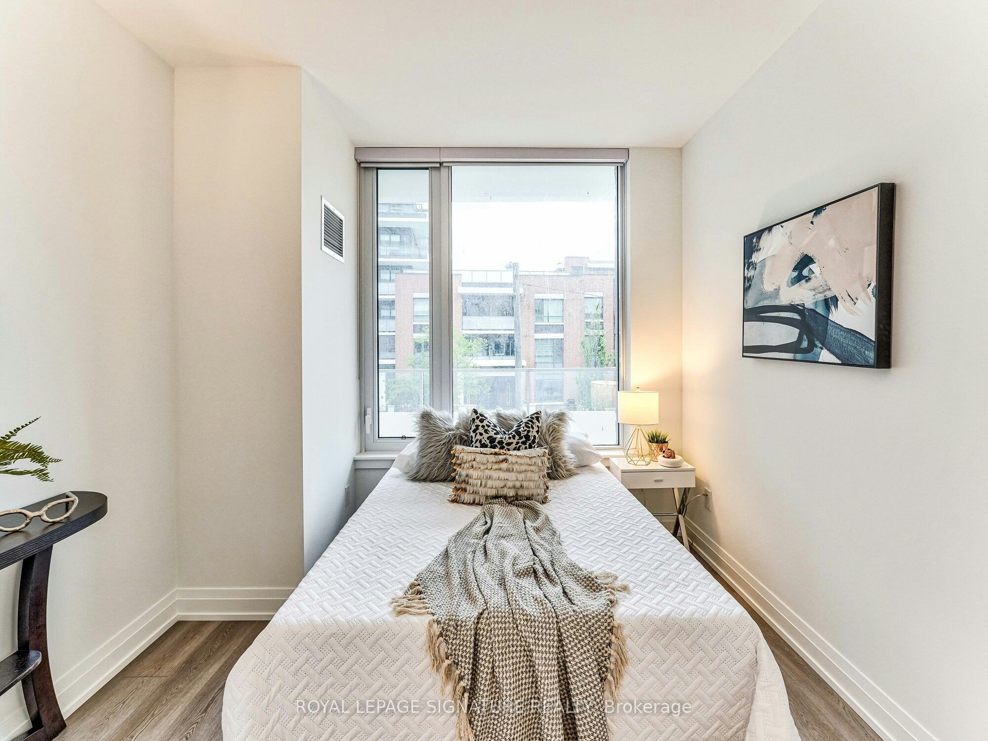 TH105-75 Canterbury Place, Toronto, ON, M2N 0L2 - 26
