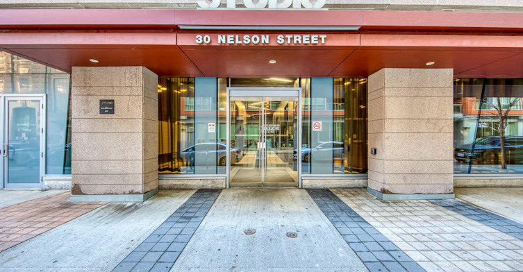 2702-30 Nelson Street E, Toronto, ON, M5V 0H5 - 2
