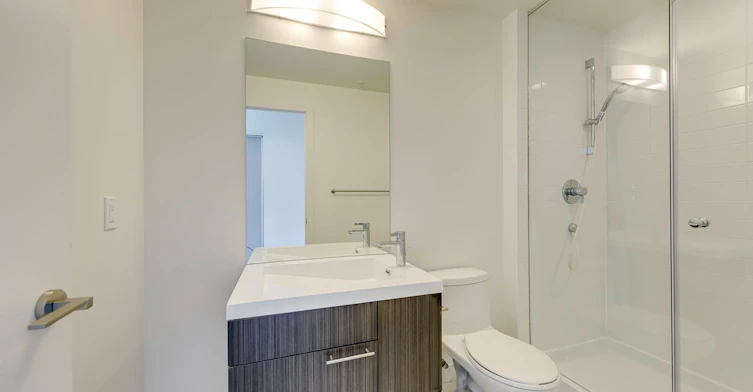 2702-30 Nelson Street E, Toronto, ON, M5V 0H5 - 27