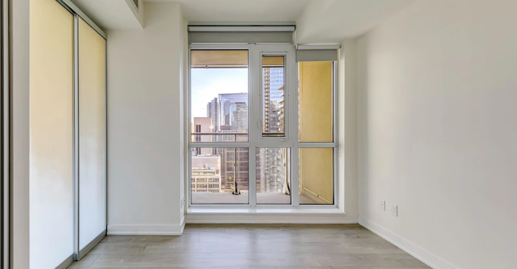2702-30 Nelson Street E, Toronto, ON, M5V 0H5 - 25
