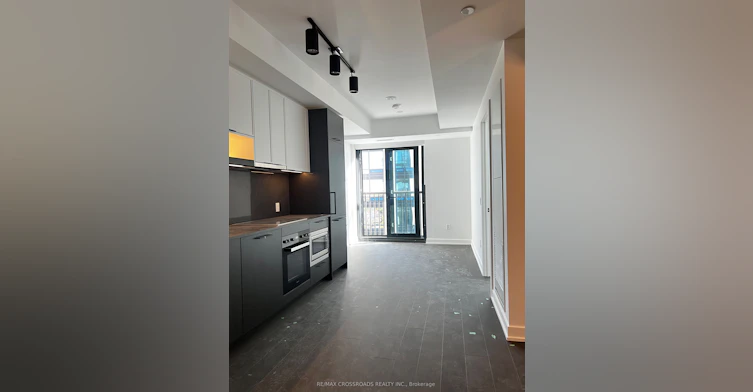 1909-91 Montclair Avenue, Toronto, ON, M5P 1P5 - 2