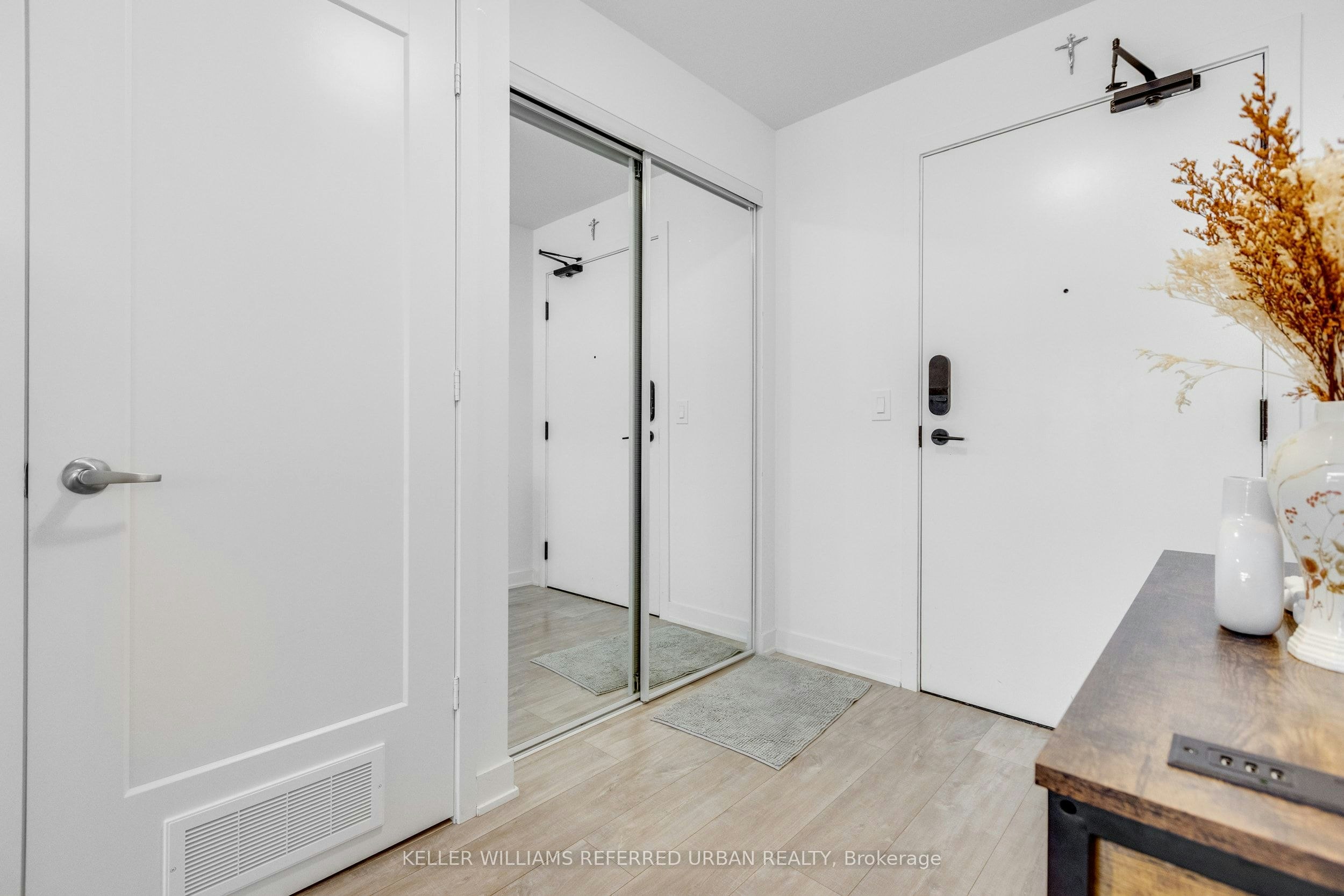 1635-135 Lower Sherbourne Street, Toronto, ON, M5A 1Y4 - 3