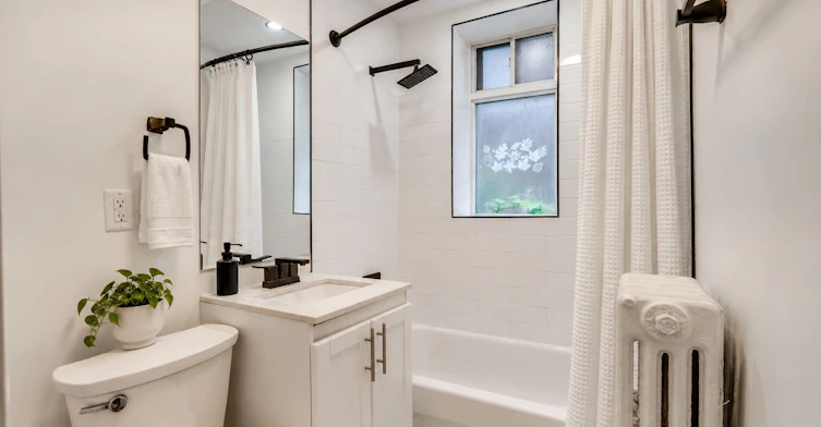 C1-231 Vaughan Road, Toronto, ON, M6C 2M9 - 6