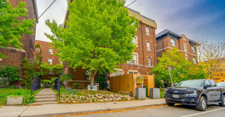 C1-231 Vaughan Road, Toronto, ON, M6C 2M9 - 9