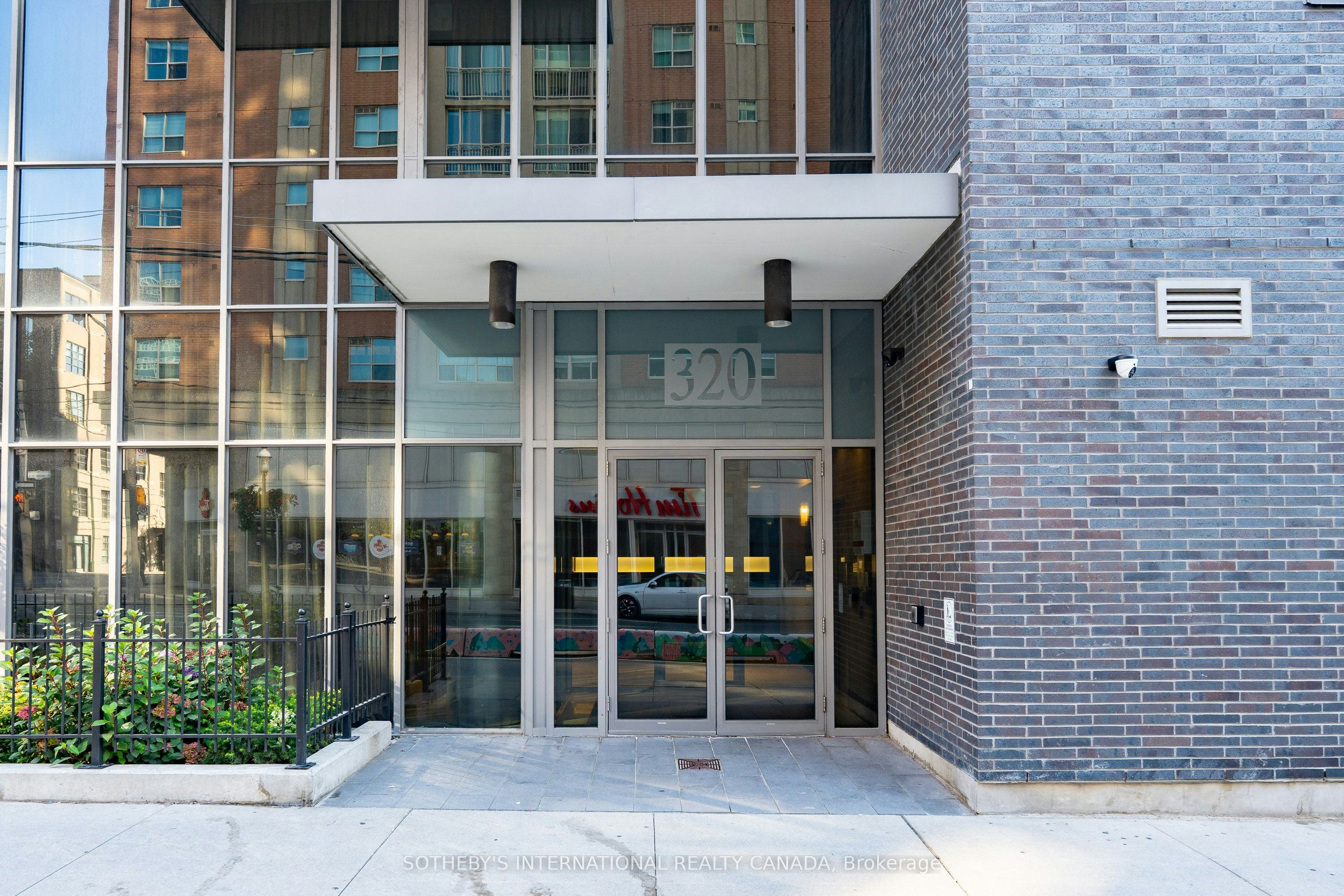 316-320 Richmond Street E, Toronto, ON, M5A 1P9 - 2