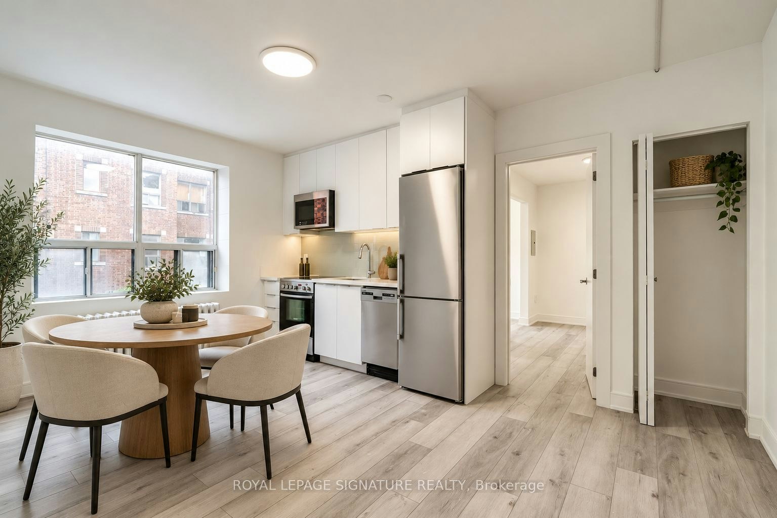 B12-231 Vaughan Road, Toronto, ON, M6C 2M9