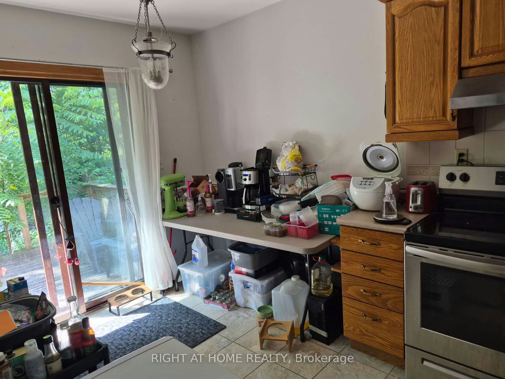 17 Gwendolen Avenue, Toronto, ON, M2N 1A1 - 7