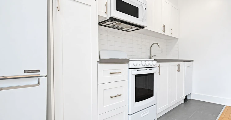 310-1545 Bathurst Street, Toronto, ON, M5P 3H6 - 4