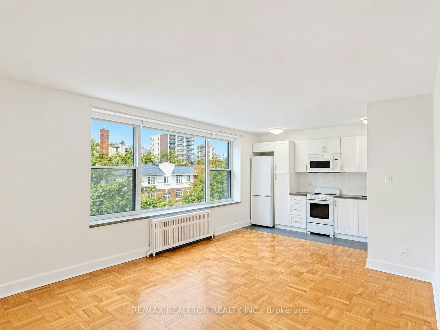 310-1545 Bathurst Street, Toronto, ON, M5P 3H6