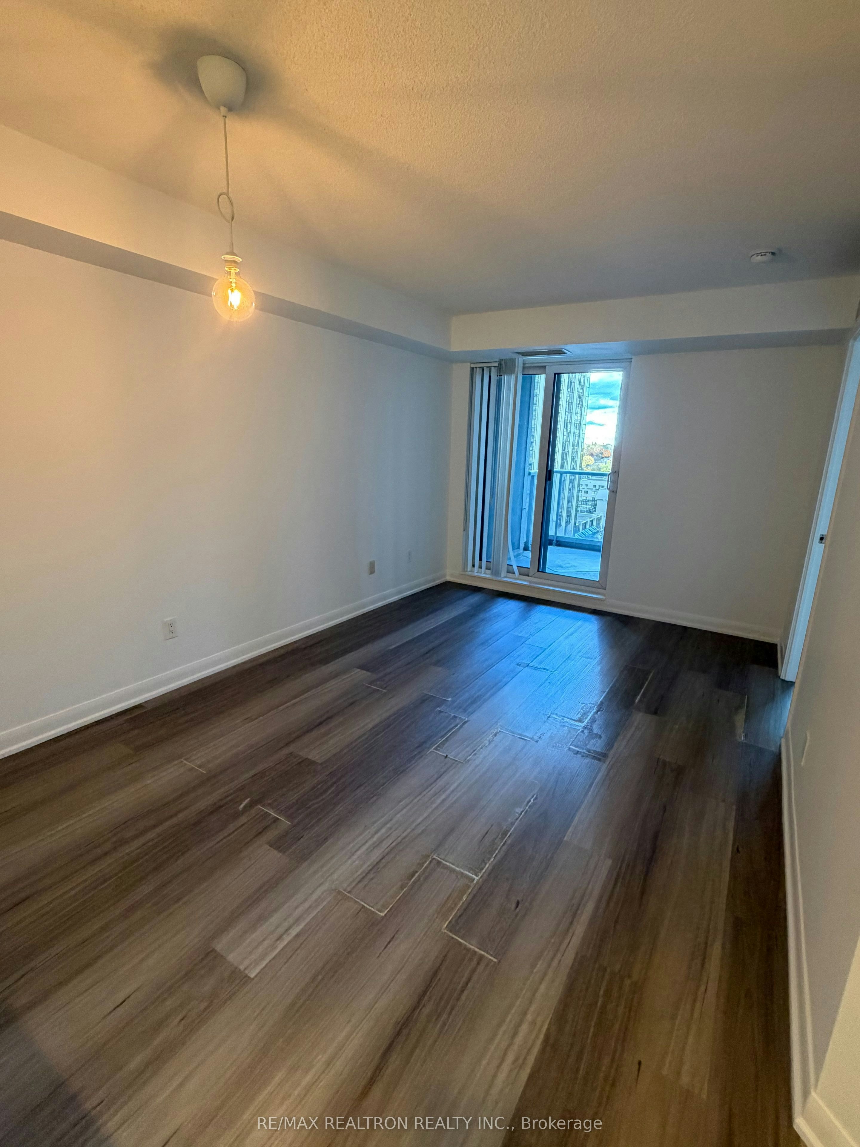 909-4968 Yonge Street, Toronto, ON, M2N 7G9 - 10